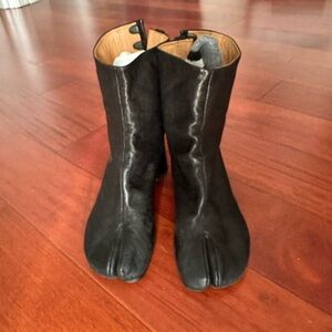 MAISON MARGIELA TABIS BOOTS